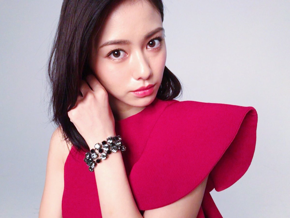 山本舞香アイコラ画像