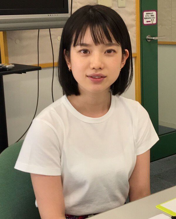 弘中綾香アイコラ画像
